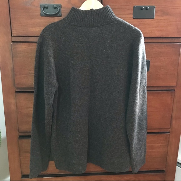 NEW Mens Size Large Gap 3/4 Zip Dark Gray and Green Lambswool Sweater - Picture 4 of 8